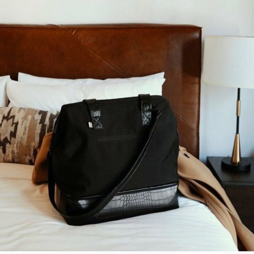 BEIS CONVERTIBLE MINI WEEKENDER